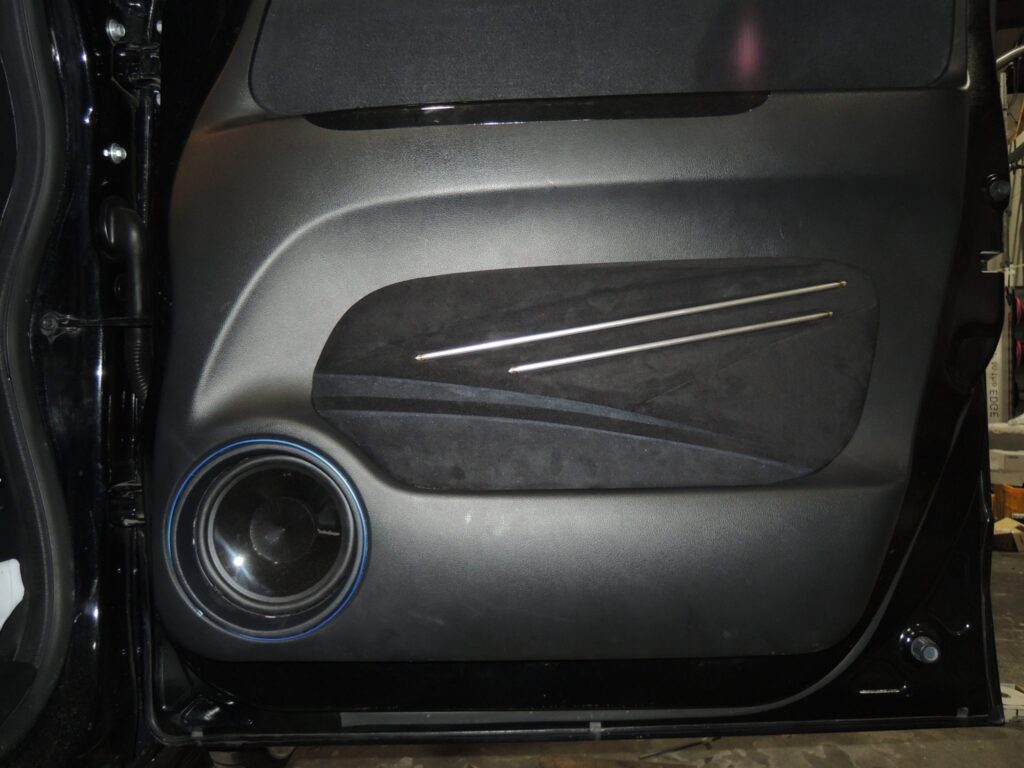 Ｎ－ＢＯＸ+　マフラー上部塗装、フロントドア加工