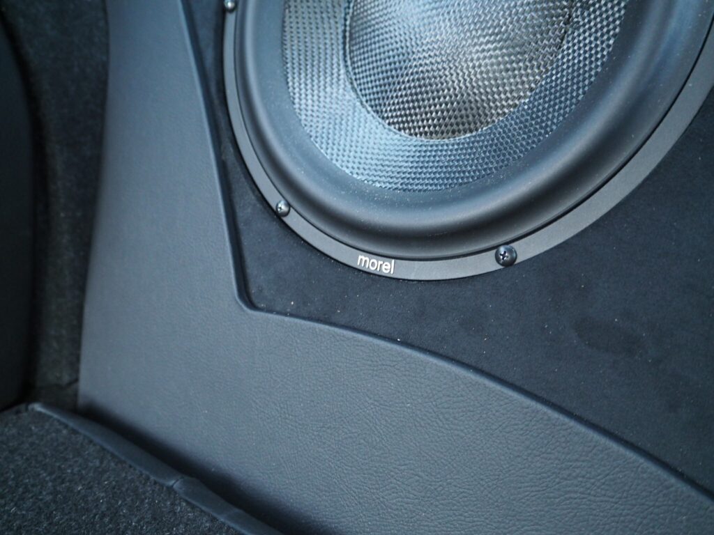 低音一つでカーオーディオ激変！