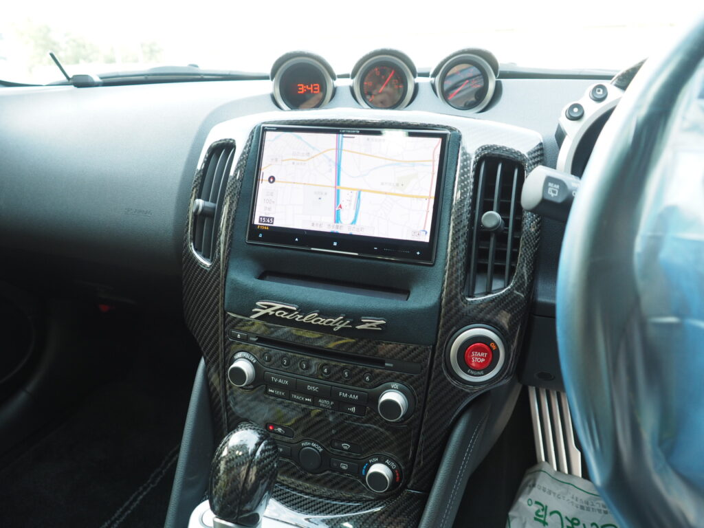 Z34フェアレディZ BOSE ナビ取付