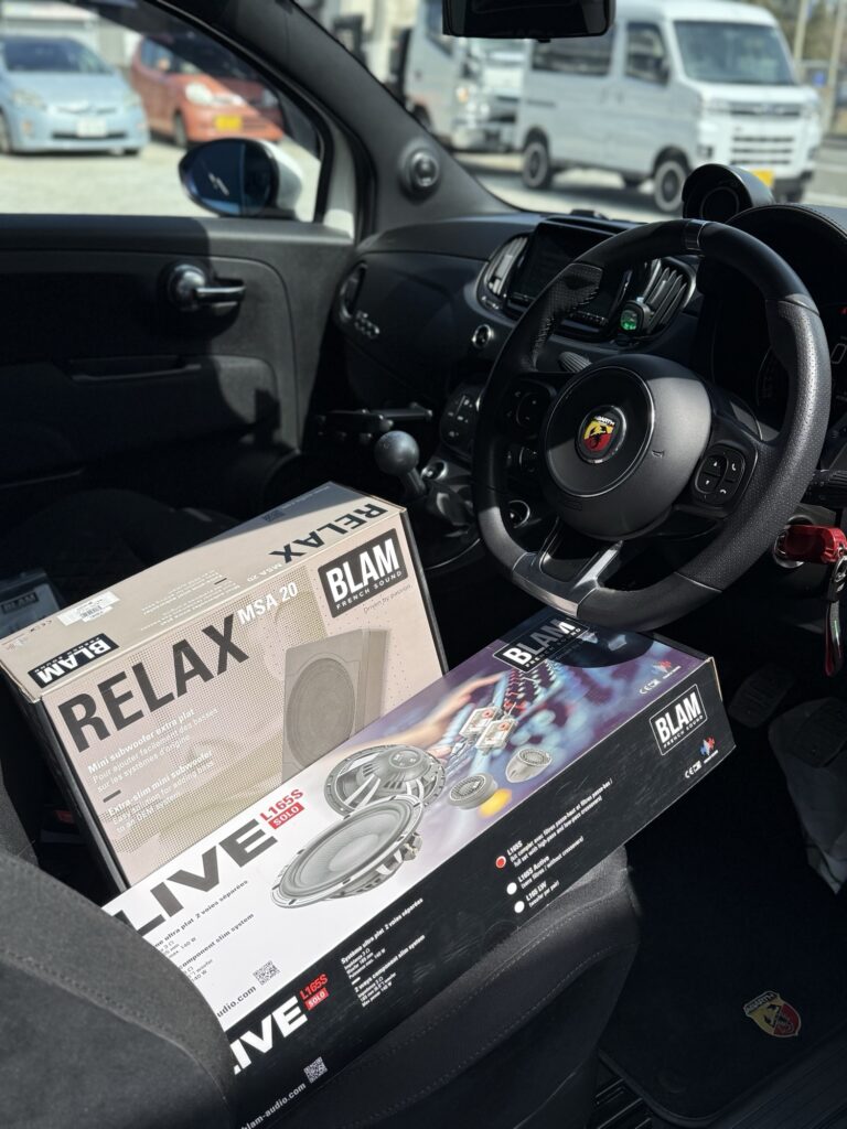 「アバルト595｜BLAMスピーカー＆デッドニング施工例」